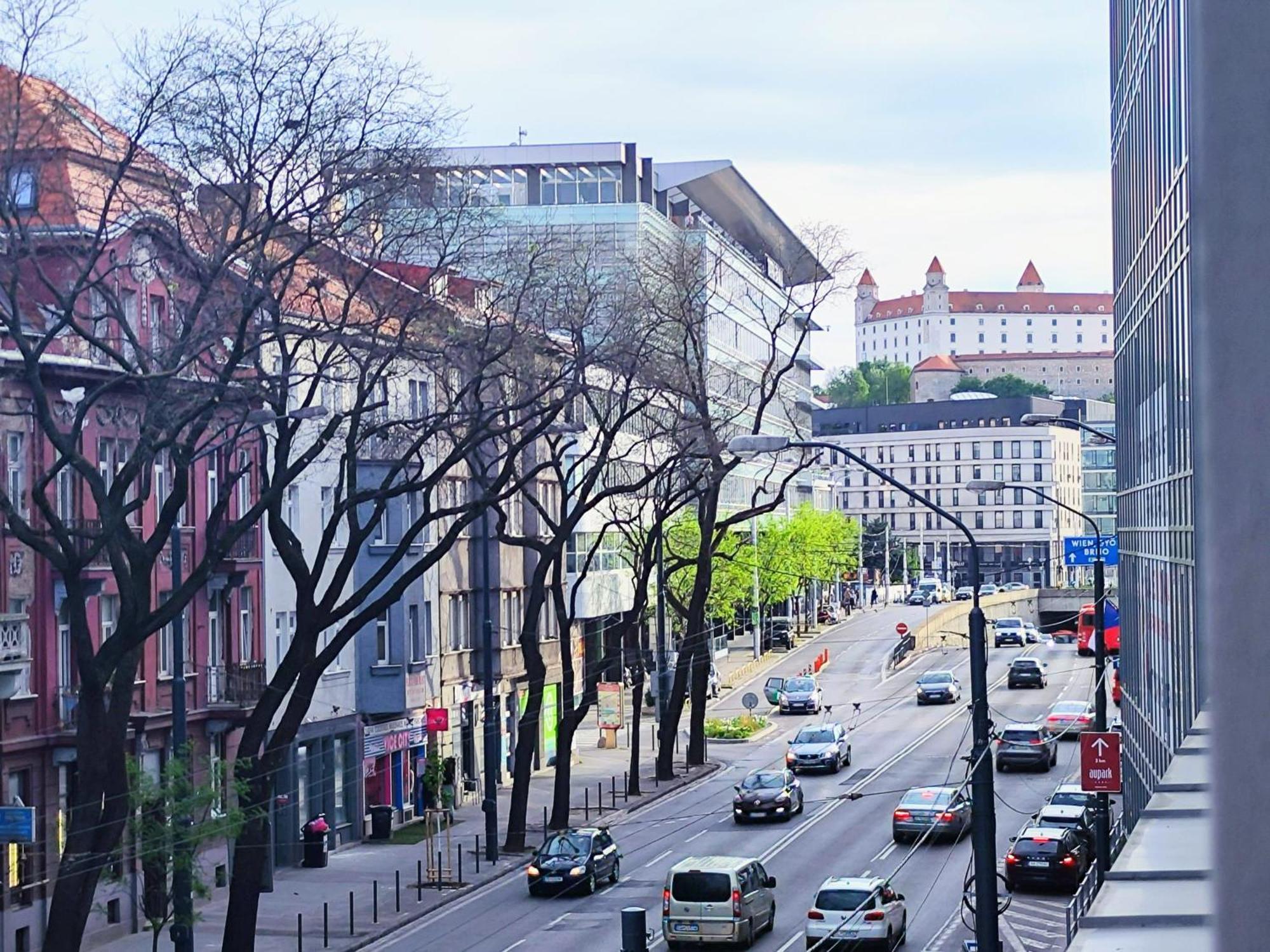 Cinnamon - Brand New - Presidential Garden - Air Conditioning - Free Parking Bratislava Exterior photo